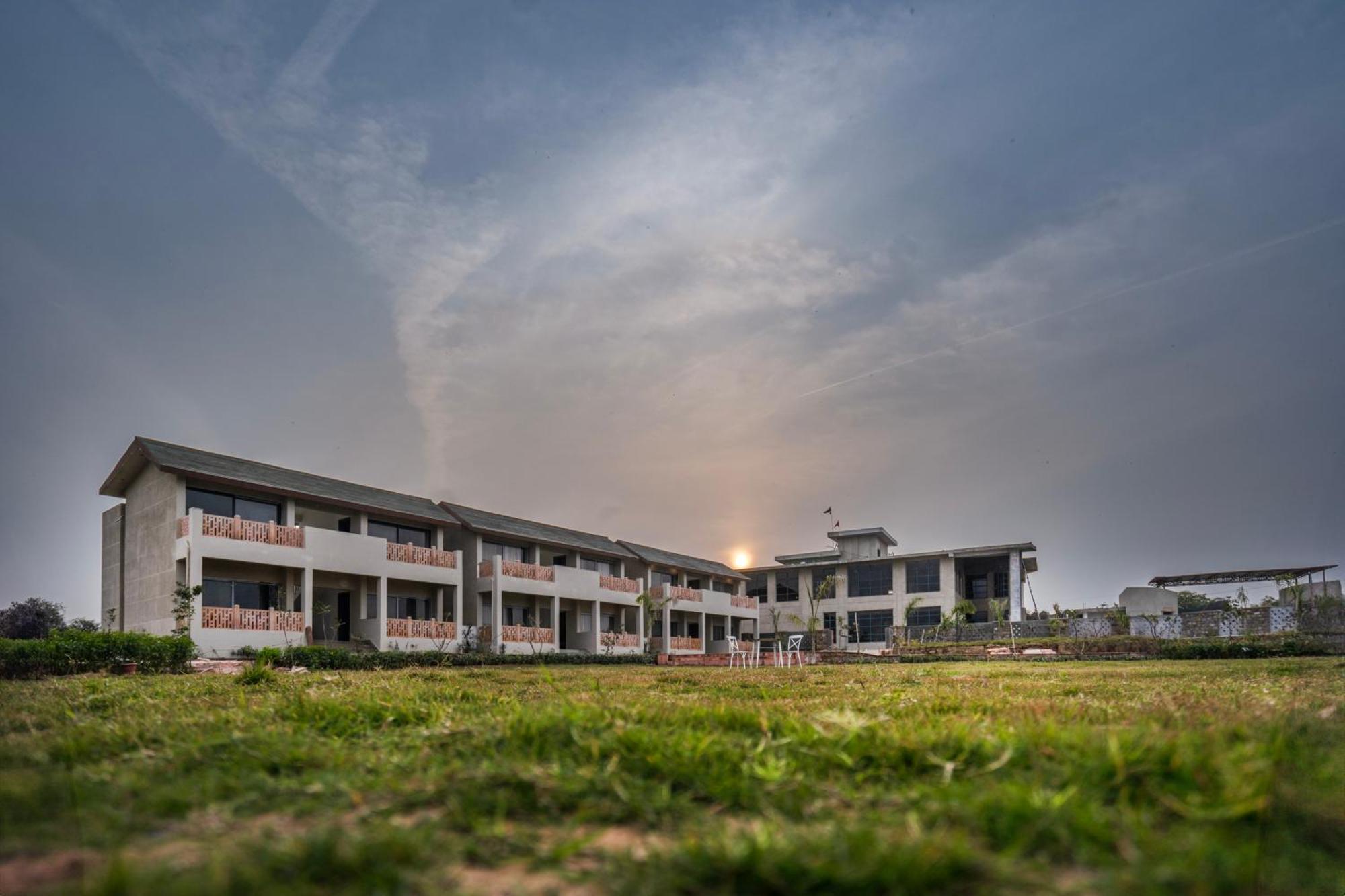 Palpur Fort A Kuno Wildlife Resort, Morawan Sesaipura Exterior foto