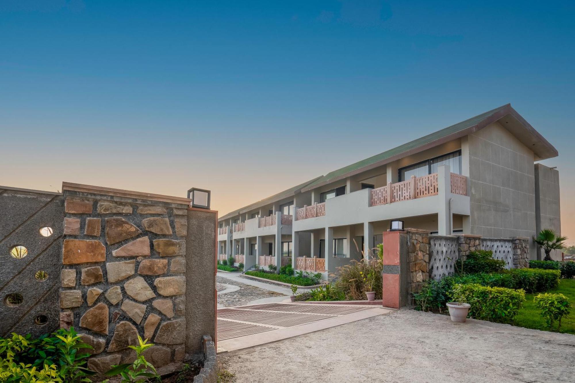 Palpur Fort A Kuno Wildlife Resort, Morawan Sesaipura Exterior foto